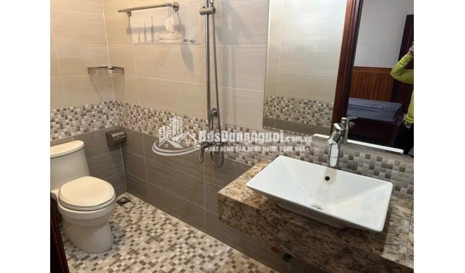 BÁN BIỆT THỰ GỖ CAO CẤP 200M2 4 TẦNG GIÁP QUẬN 8, QUẬN 7 HƯỚNG RA NGUYỄN VĂN LINH, PHẠM HÙNG